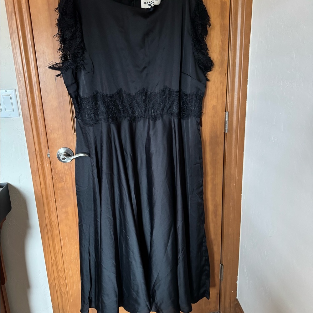 Elegant Black Lace Dress